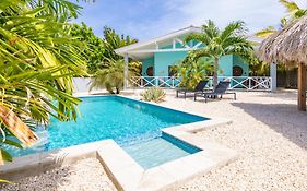 Paradise Apartments - Curacao