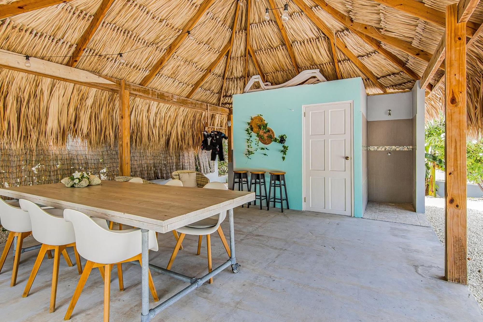 Paradise Apartments - Curacao Fontein Buitenkant foto