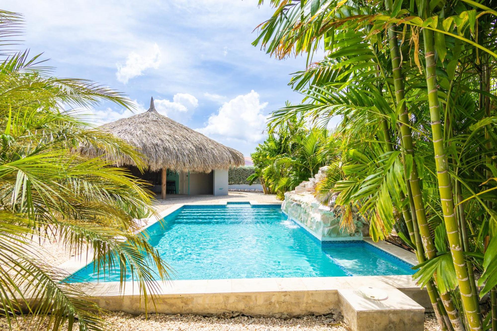 Paradise Apartments - Curacao Fontein Buitenkant foto
