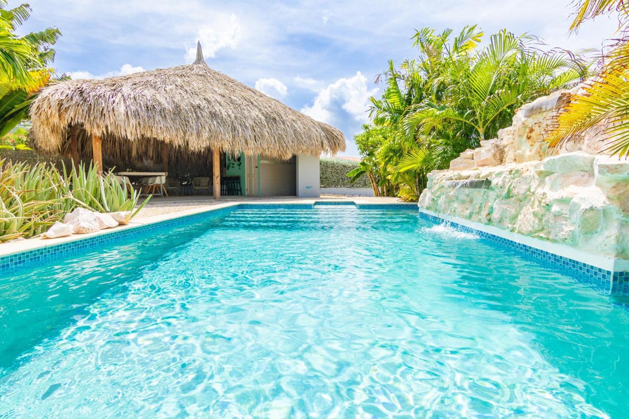 Paradise Apartments - Curacao Fontein Buitenkant foto